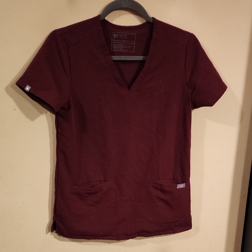 Figs Men's Deep Red Short Sleeve Tee